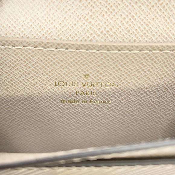 Louis Vuitton Epi Card Case WALLET - Picture 14 of 14
